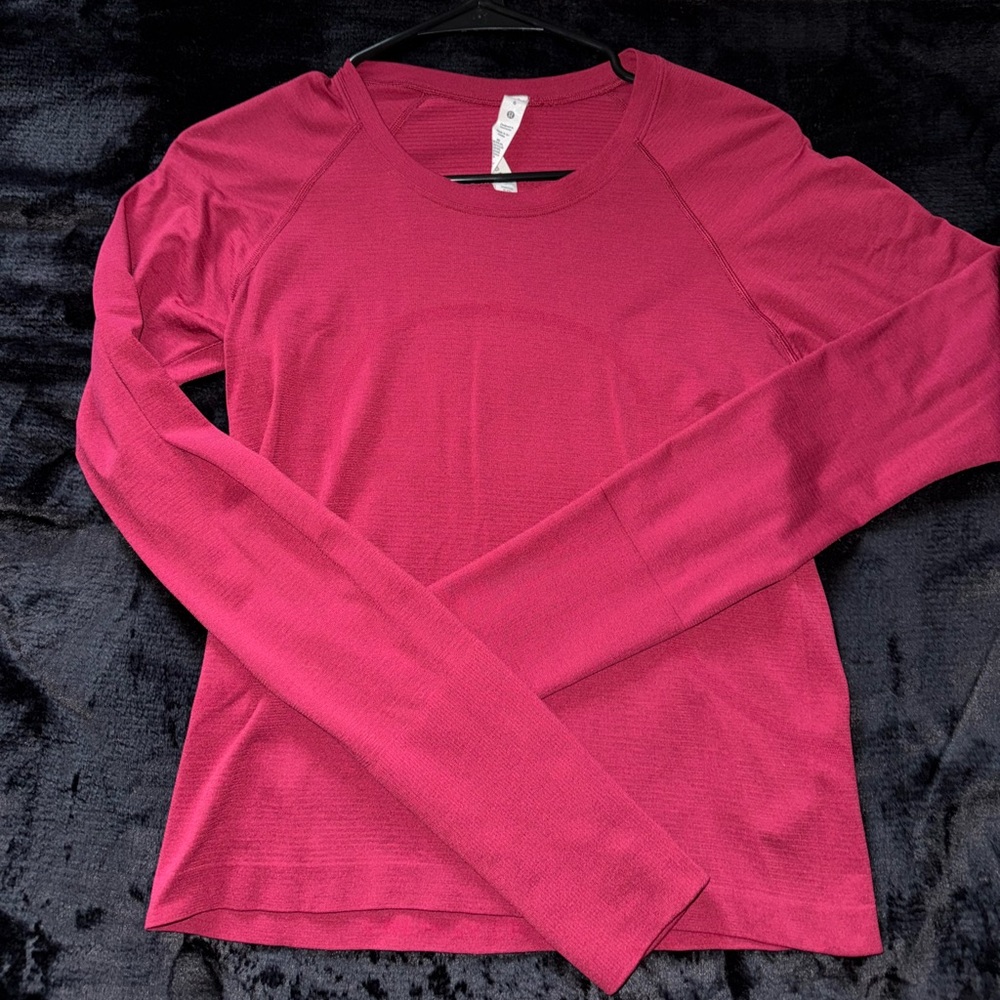 Lululemon swiftly tech long sleeve